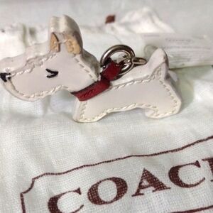 The COACH White Patent Leather Dog 🐶🐕 NWT